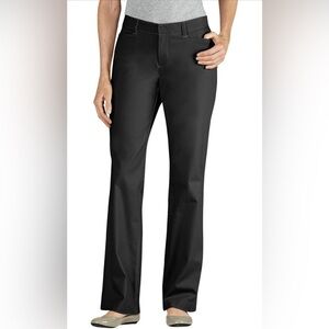 NWT- Dickies Women's Curvy Fit Straight Leg Stretch Twill Pants SIZE:2 27W * 32L